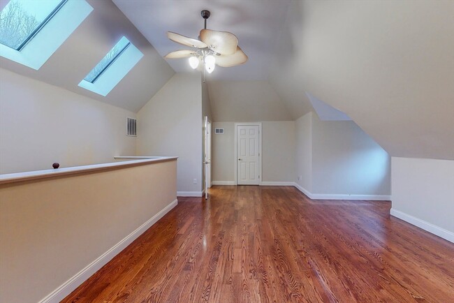 Building Photo - 455 Waban Ave