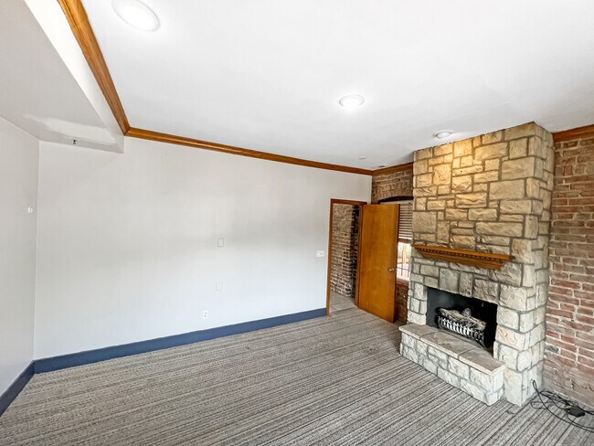 Building Photo - 3400 Troost Ave