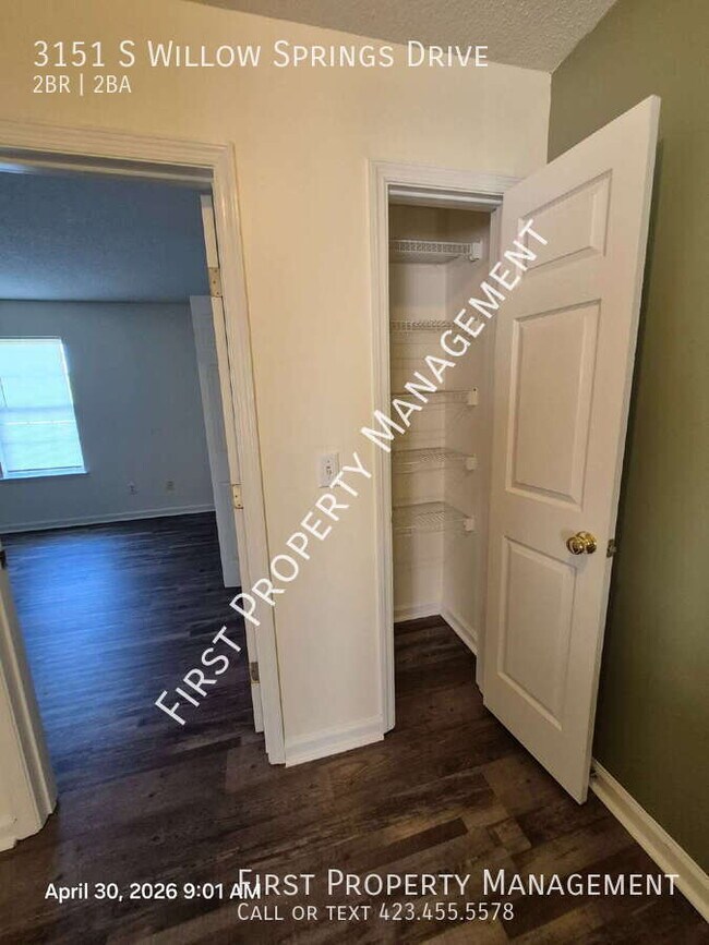 Building Photo - 3151 Willow Springs Dr NE
