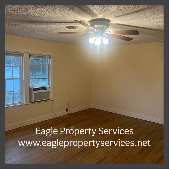 Building Photo - 236 Turvey Nichols Rd