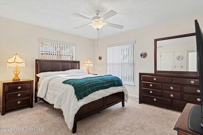 Building Photo - 108 Delvalle St