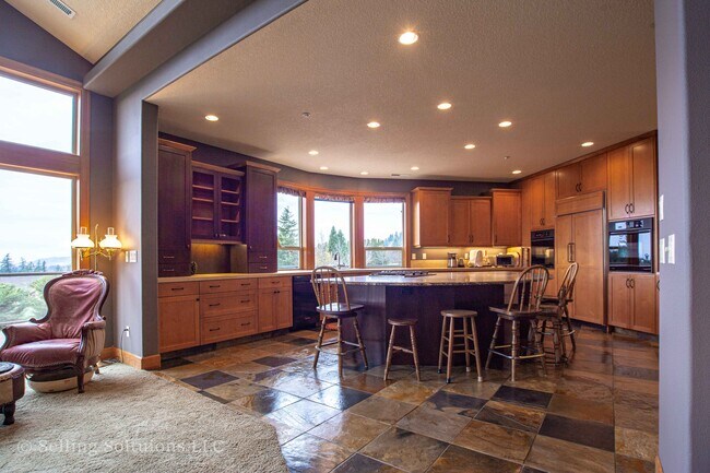 Building Photo - 5010 SE 362nd Ave