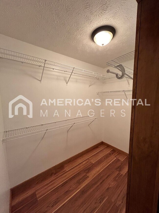 Building Photo - Home for rent in Lincoln!!! Available NOW!!!