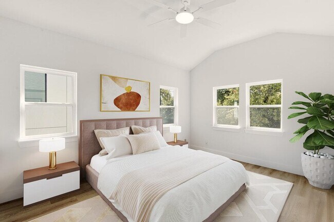 Building Photo - 814 W Mary St