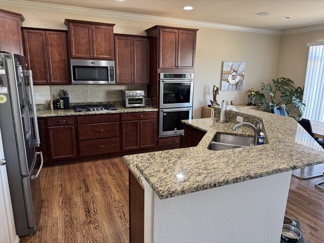 Building Photo - 10932 Checo Wy