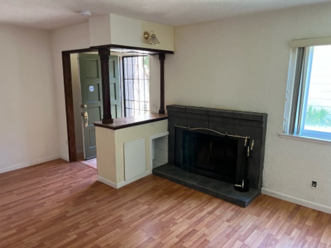 Building Photo - 8236 Center Pkwy