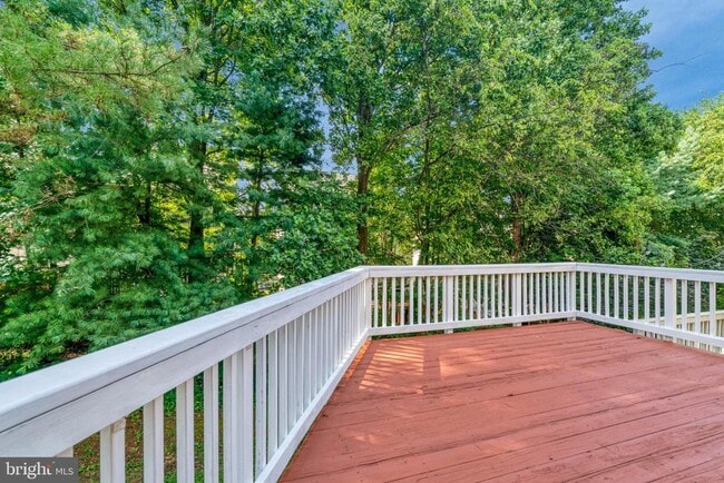 Building Photo - 9662 Potters Hill Cir