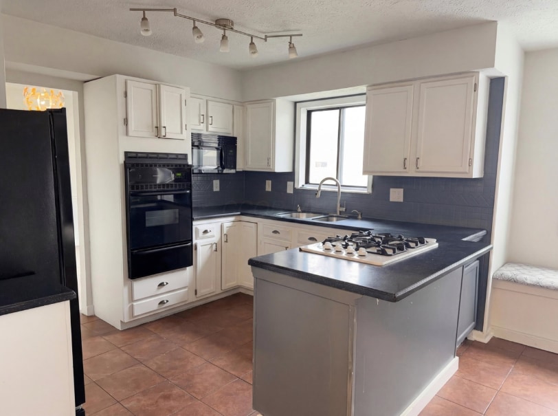 Building Photo - 6288 Fence Row Ln