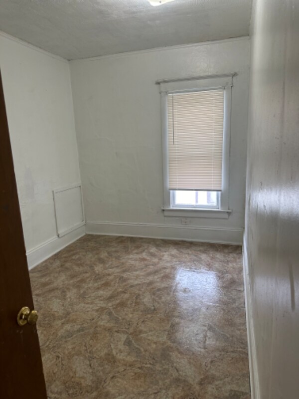 Building Photo - 3373 N 25th St