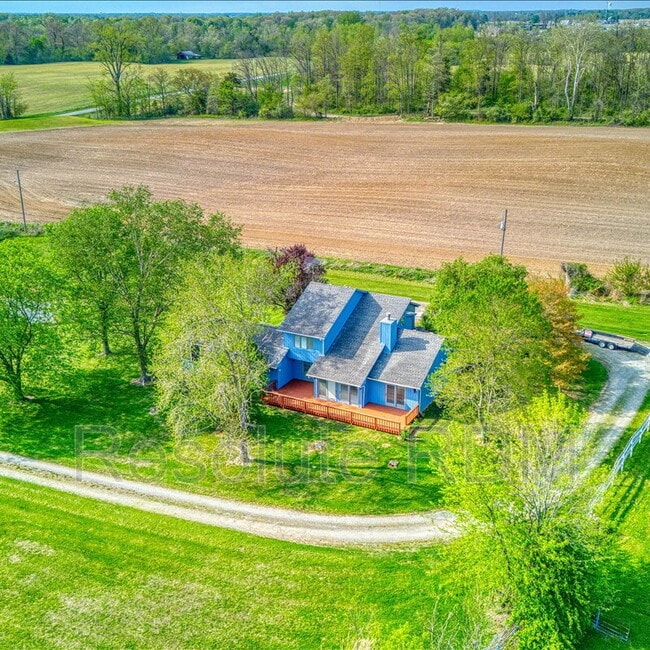 Building Photo - 12001 E 300 S