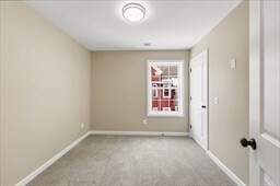 Building Photo - 45 Leyfred Terrace