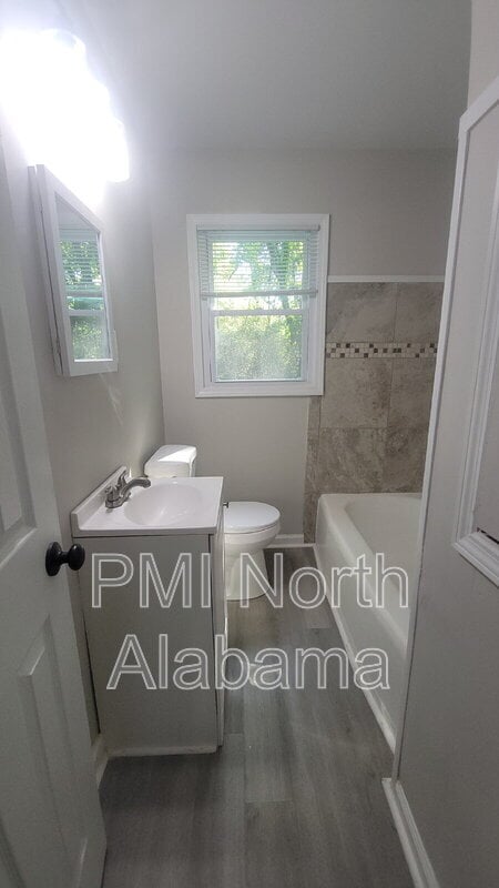 Building Photo - 3901 Newson Rd SW