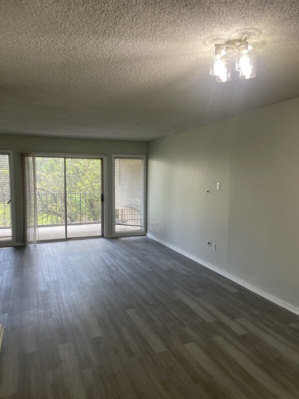 Building Photo - 1208 Bush River Rd