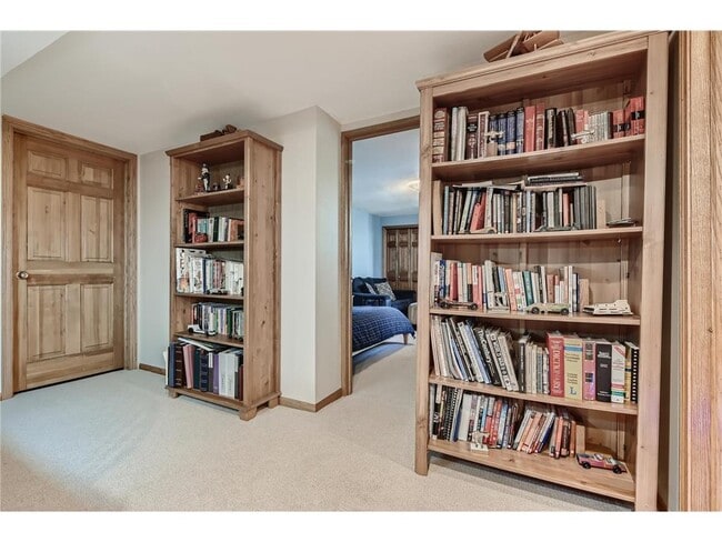 Building Photo - 3200 Frear Dr
