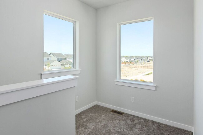 Building Photo - 6821 W Riverwood St