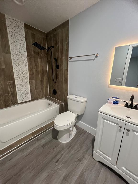 Building Photo - 7118 Caloosa Ct