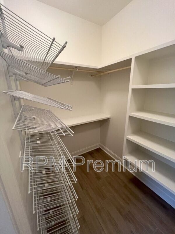 Building Photo - 1271 Rockport St