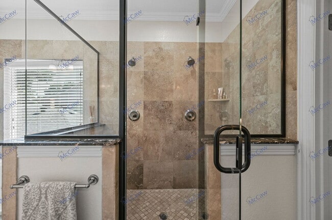 Building Photo - 5211 Mission Ave