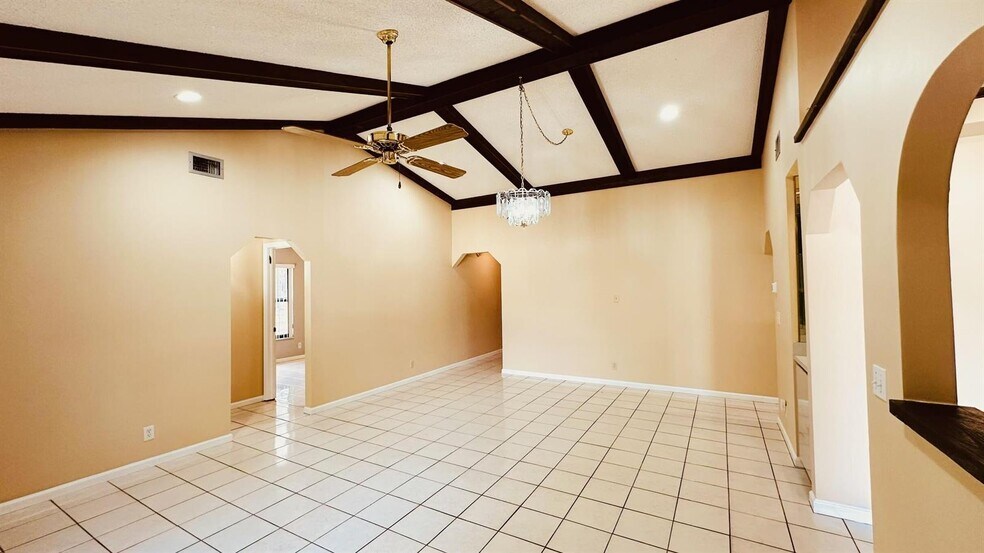 Building Photo - 11952 60th St N