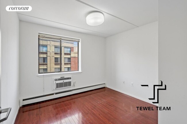 Building Photo - 342 E 119th St