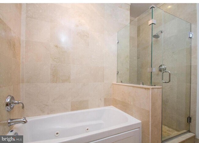 Building Photo - 1100 S Broad St