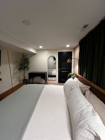 Building Photo - 1416 S Concord St