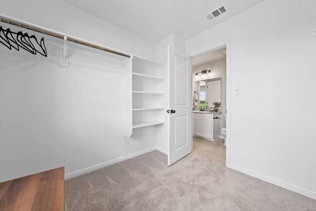 Building Photo - Newly constructed Townhomes in the heart of Temple