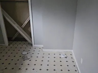 Building Photo - 539 Erie St