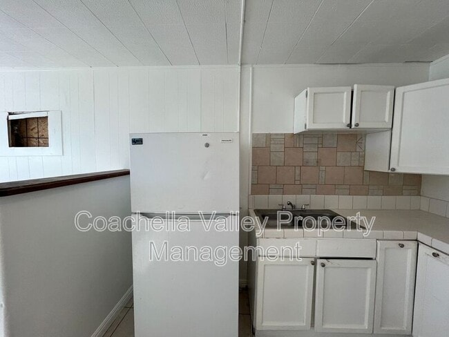 Building Photo - 66100 3rd St