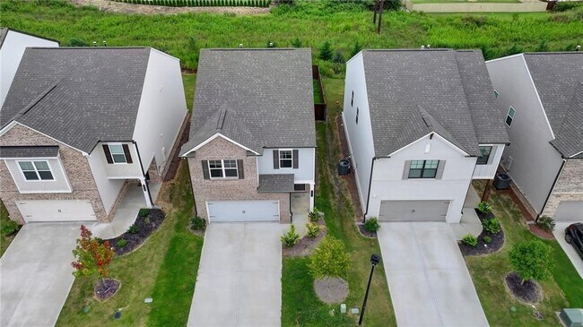 Building Photo - 3230 Westgate Park Dr