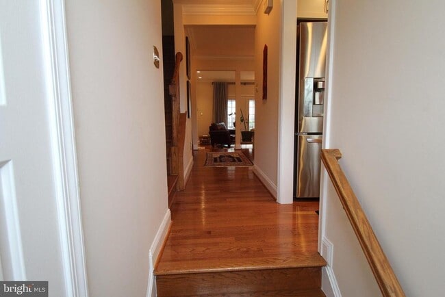 Building Photo - 9630 Sutton Green Ct