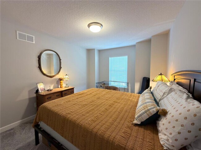 Building Photo - 10518 Weston Wy N