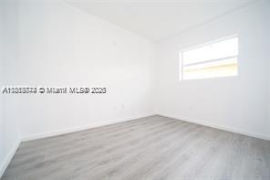 Building Photo - 810 7th St