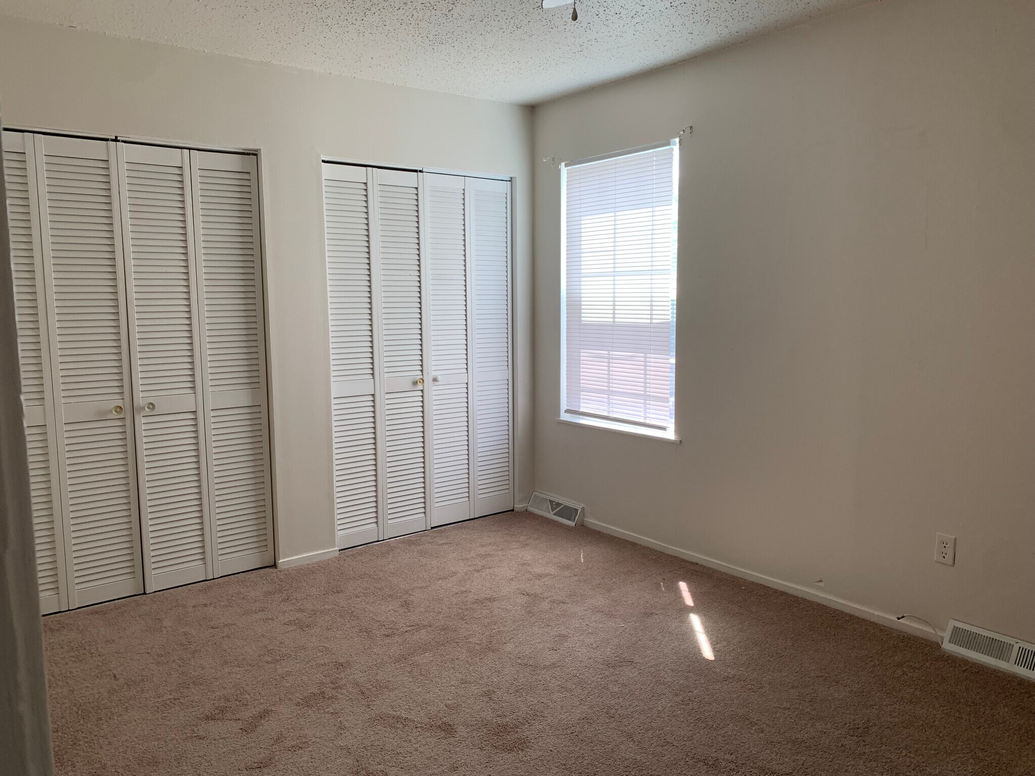 Building Photo - 207 Chenault Ct
