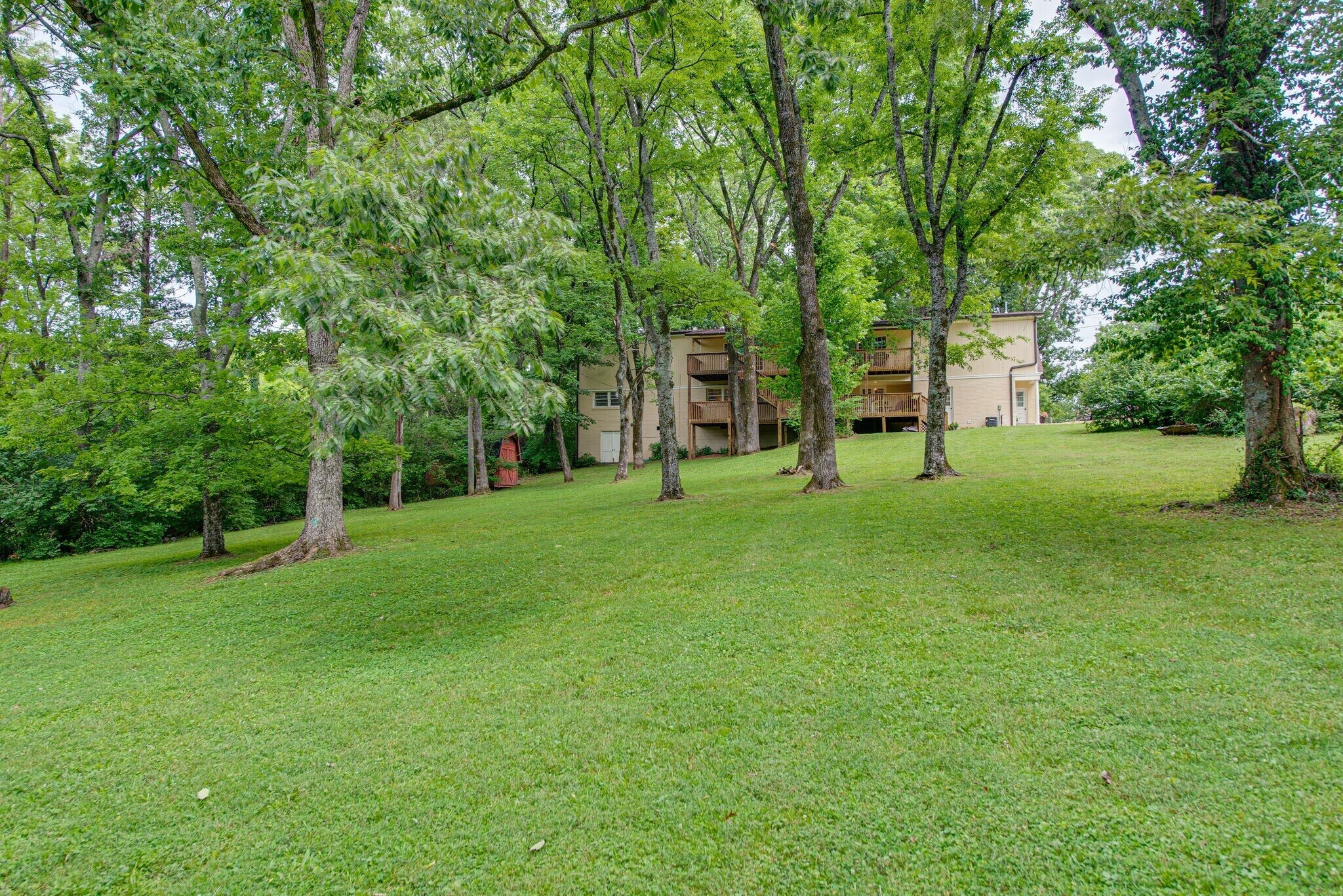 Building Photo - 629 Brook Hollow Rd