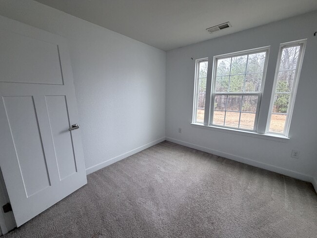 Building Photo - 221 Brittlebrush Dr