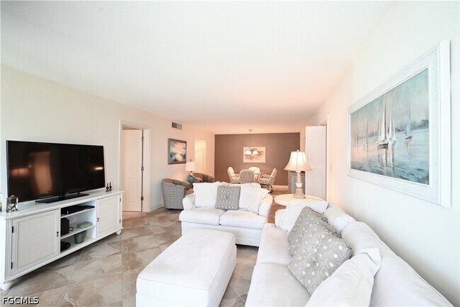 Building Photo - 7146 Estero Blvd