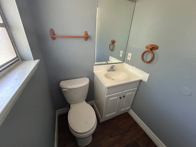 Building Photo - 4221 Encina Dr
