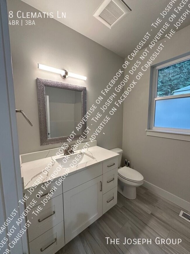 Building Photo - 8 Clematis Ln