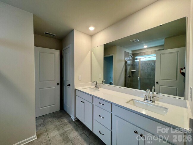 Building Photo - 314 Hamptons Cove Rd