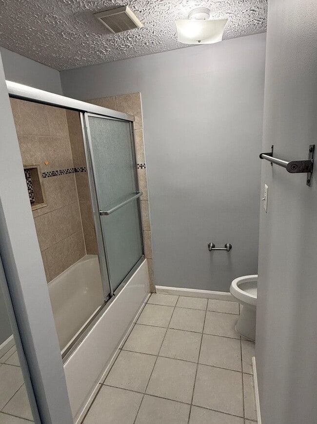 Building Photo - 8302 White Star Ct