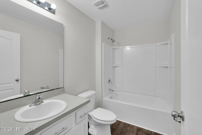 Building Photo - 1983 Pebble Point Dr