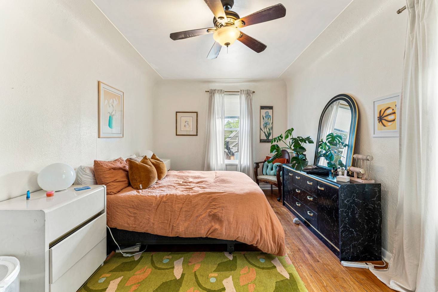 Bedroom 1 - 42 Fox St