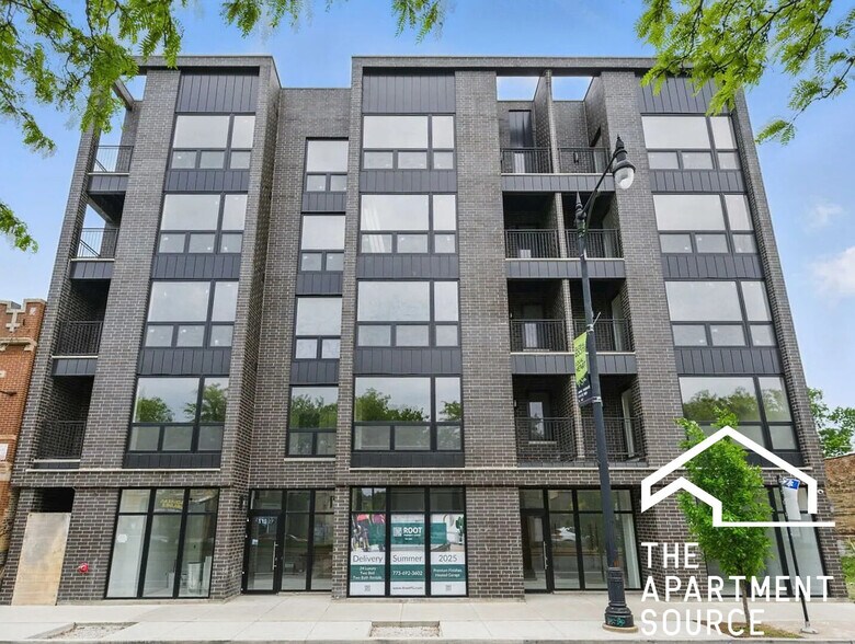 Building Photo - 3044 W Irving Park Rd