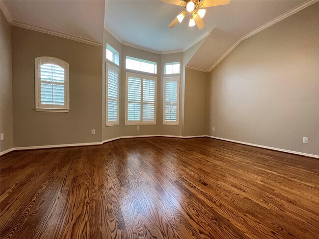 Building Photo - 1323 Oneil St