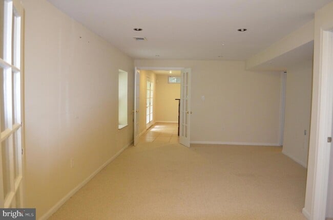 Building Photo - 12503 Woodsong Ln
