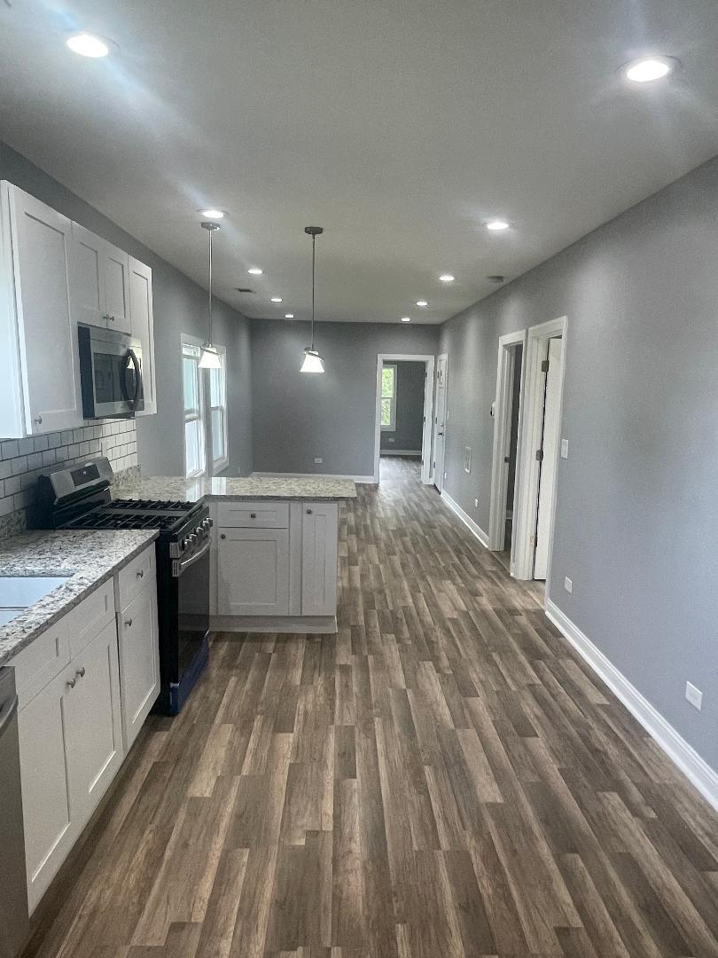 Building Photo - 3021 E 138th Pl