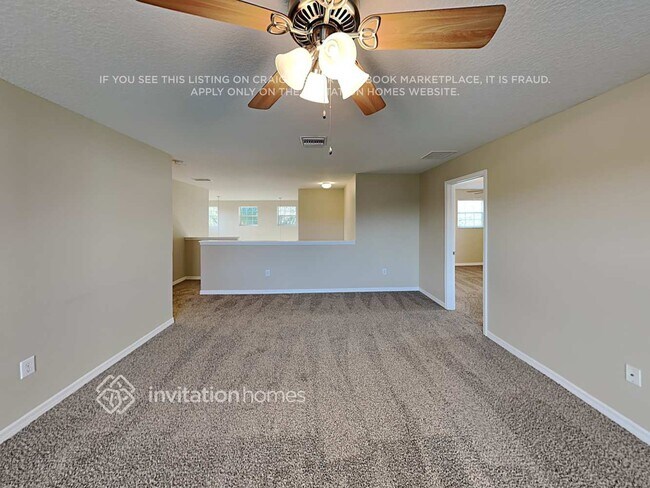 Building Photo - 11430 Flora Springs Dr