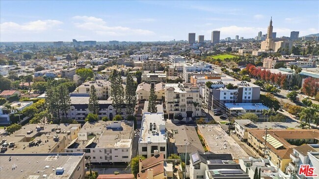 Building Photo - 1820 Prosser Ave