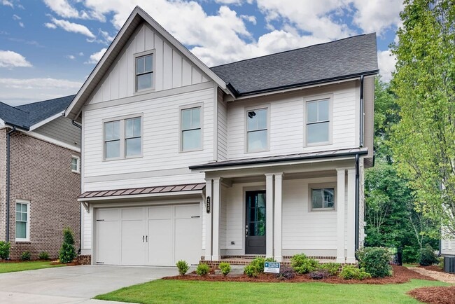 Building Photo - Beautiful & Spacious Home in Prime Alpharetta Location – Available 07/25/2026